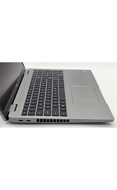 DELL Latitude 5530 i5-1240P 16GB 512 SSD 15,6
